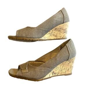Life Stride Women's Taupe Canvas Cork Wedge Memory Foam Open Toe Heels Size 10M